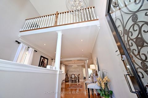 Photo 5 at 59 Vitlor Drive, Oak Ridges, Richmond Hill