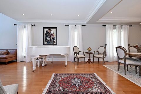 Photo 9 at 59 Vitlor Drive, Oak Ridges, Richmond Hill