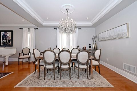 Photo 10 at 59 Vitlor Drive, Oak Ridges, Richmond Hill