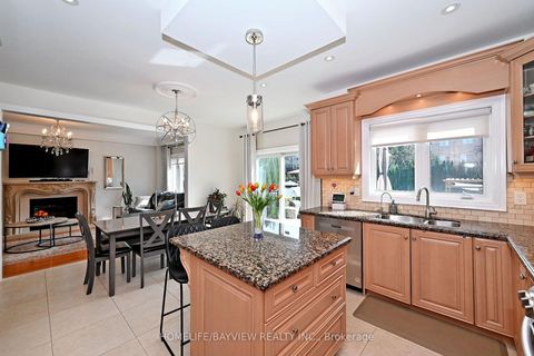 Photo 16 at 59 Vitlor Drive, Oak Ridges, Richmond Hill