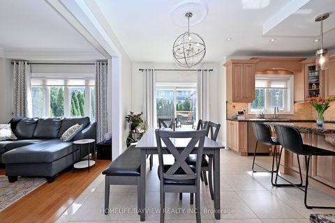 Photo 17 at 59 Vitlor Drive, Oak Ridges, Richmond Hill
