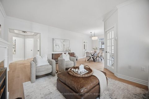 Photo 10 at 210 - 10 Old Mill Trail, Kingsway South, Toronto