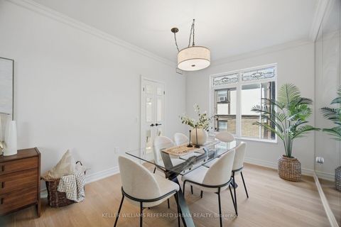 Photo 13 at 210 - 10 Old Mill Trail, Kingsway South, Toronto