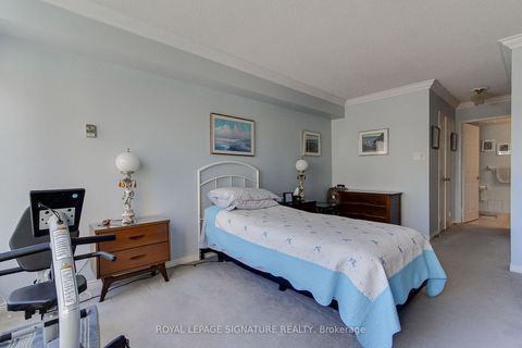 Photo 9 at 223 - 10 Guildwood Parkway, Guildwood, Toronto