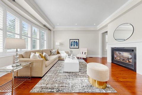 Photo 5 at 35 Marbrook Street, Mill Pond, Richmond Hill