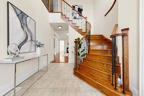 Photo 7 at 35 Marbrook Street, Mill Pond, Richmond Hill