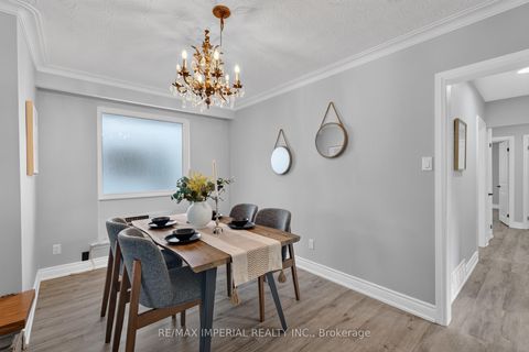 Photo 9 at 3 Minstrel Drive, Queensway, Toronto