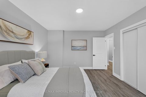 Photo 22 at 3 Minstrel Drive, Queensway, Toronto