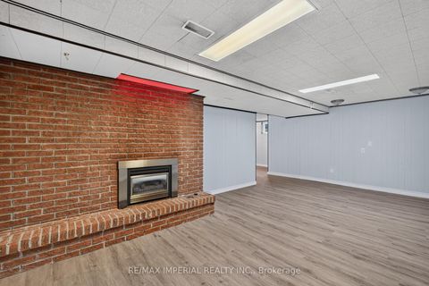 Photo 33 at 3 Minstrel Drive, Queensway, Toronto