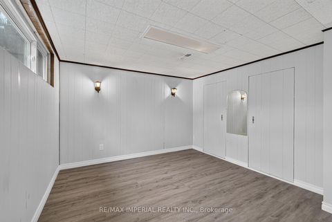 Photo 35 at 3 Minstrel Drive, Queensway, Toronto