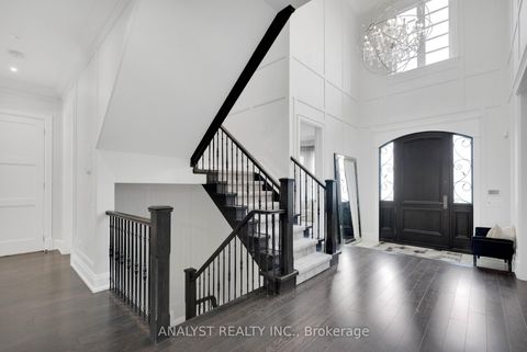 Photo 1 at 106 Donhill Crescent, Kleinburg, Vaughan
