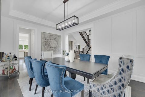 Photo 11 at 106 Donhill Crescent, Kleinburg, Vaughan