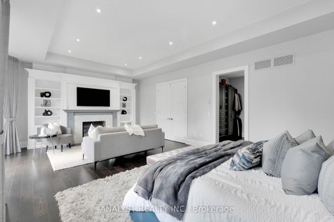 Photo 20 at 106 Donhill Crescent, Kleinburg, Vaughan