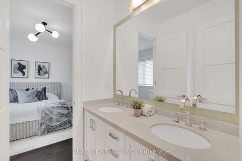 Photo 25 at 106 Donhill Crescent, Kleinburg, Vaughan