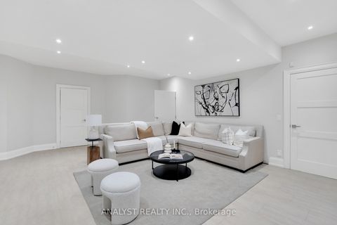 Photo 33 at 106 Donhill Crescent, Kleinburg, Vaughan
