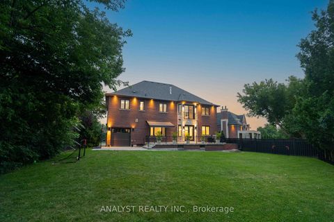 Photo 44 at 106 Donhill Crescent, Kleinburg, Vaughan
