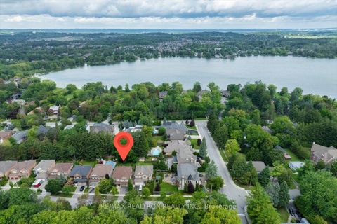 Photo 1 at 158 Nantucket Drive, Oak Ridges Lake Wilcox, Richmond Hill