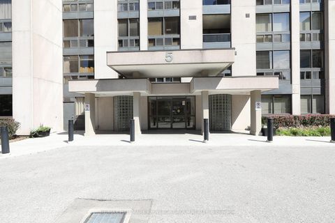 Photo 1 at 405 - 5 Kenneth Avenue, Willowdale East, Toronto