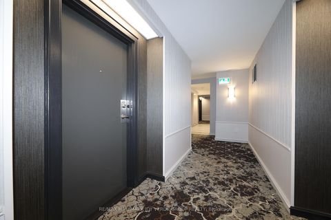 Photo 3 at 405 - 5 Kenneth Avenue, Willowdale East, Toronto