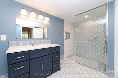 Photo 15 at 405 - 5 Kenneth Avenue, Willowdale East, Toronto