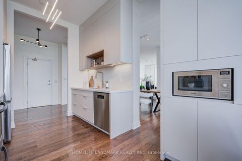 Photo 12 at 2302 - 500 St Clair Avenue W, Cedarvale, Toronto