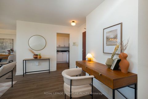 Photo 9 at 1607 - 360 Ridelle Avenue, Belgravia, Toronto