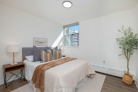 Photo 14 at 1607 - 360 Ridelle Avenue, Belgravia, Toronto