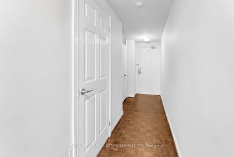 Photo 3 at 501 - 190 St George Street, Annex, Toronto