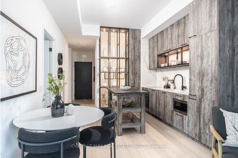 Photo 7 at 424 - 505 Richmond Street W, Waterfront Communities C1, Toronto