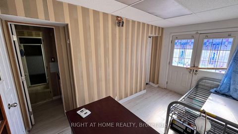 Photo 18 at 104 Danforth Road, Oakridge, Toronto