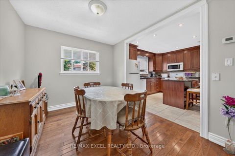 Photo 4 at 26 Lighthall Crescent, Malvern, Toronto