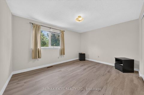 Photo 18 at 26 Lighthall Crescent, Malvern, Toronto