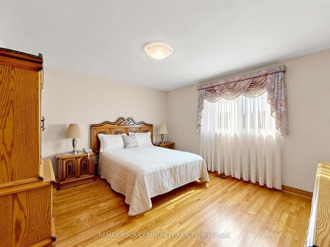 Photo 21 at 35 May Avenue, North Richvale, Richmond Hill