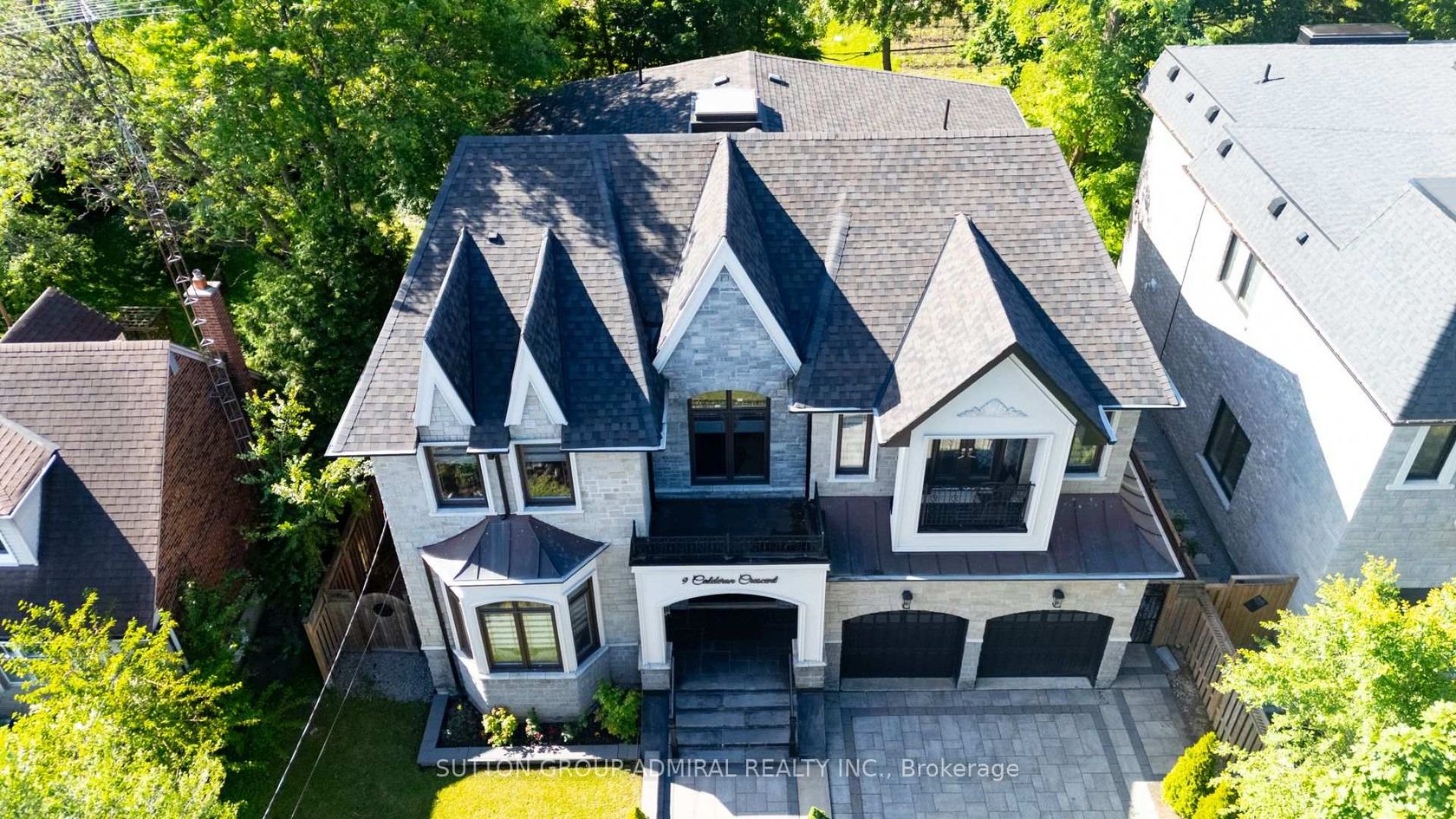 9 Calderon Crescent, Newtonbrook West, Toronto 
