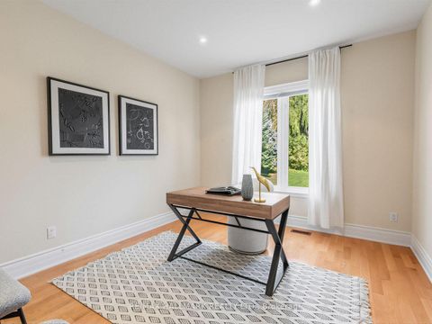 Photo 14 at 8 Ridgley Court, Bayview Hill, Richmond Hill
