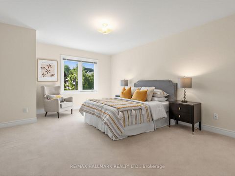 Photo 21 at 8 Ridgley Court, Bayview Hill, Richmond Hill