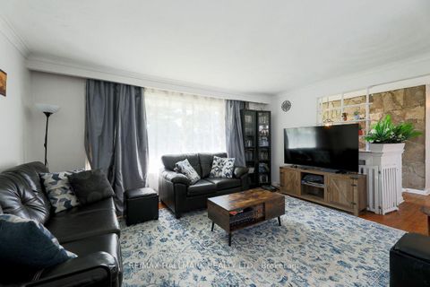 Photo 4 at 28 Fermoy Road, Cliffcrest, Toronto