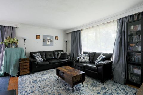 Photo 6 at 28 Fermoy Road, Cliffcrest, Toronto