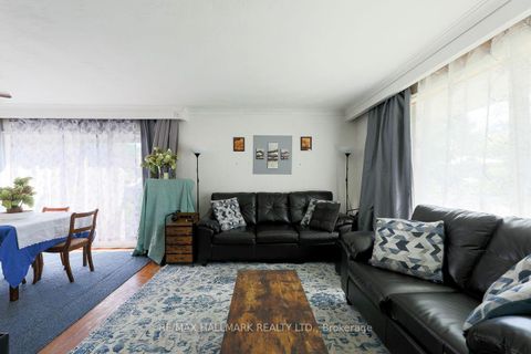 Photo 7 at 28 Fermoy Road, Cliffcrest, Toronto