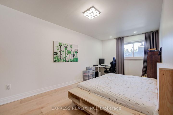 Photo 14 at 42 Gatehead Road, Bayview Village, Toronto