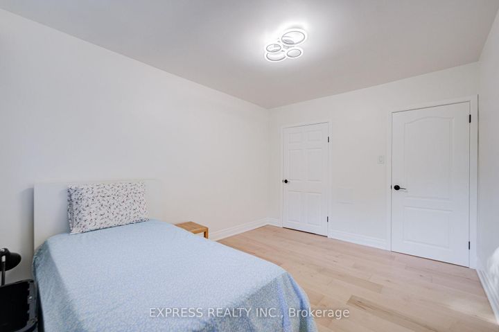 Photo 26 at 42 Gatehead Road, Bayview Village, Toronto