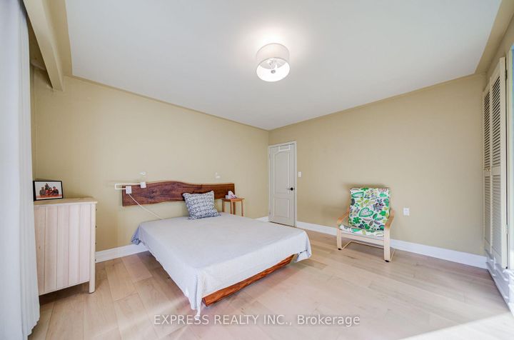 Photo 29 at 42 Gatehead Road, Bayview Village, Toronto