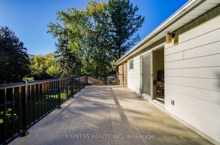 Photo 30 at 42 Gatehead Road, Bayview Village, Toronto