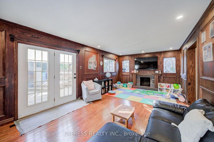 Photo 38 at 42 Gatehead Road, Bayview Village, Toronto