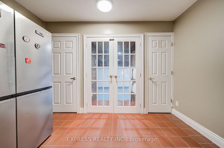Photo 40 at 42 Gatehead Road, Bayview Village, Toronto