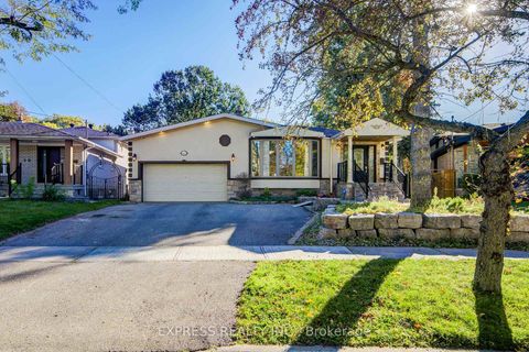 Photo 1 at 42 Gatehead Road, Bayview Village, Toronto