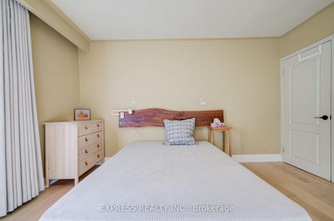 Photo 28 at 42 Gatehead Road, Bayview Village, Toronto