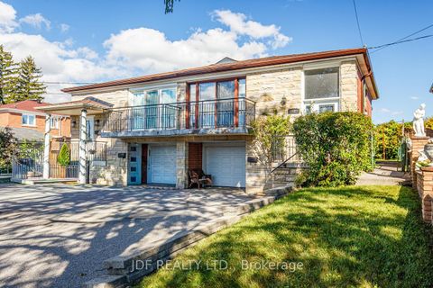Photo 1 at 48 Debby Court, Pelmo Park W4, Toronto