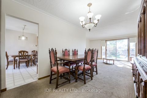 Photo 11 at 48 Debby Court, Pelmo Park W4, Toronto