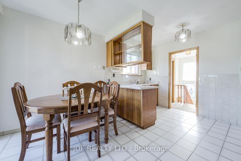 Photo 12 at 48 Debby Court, Pelmo Park W4, Toronto